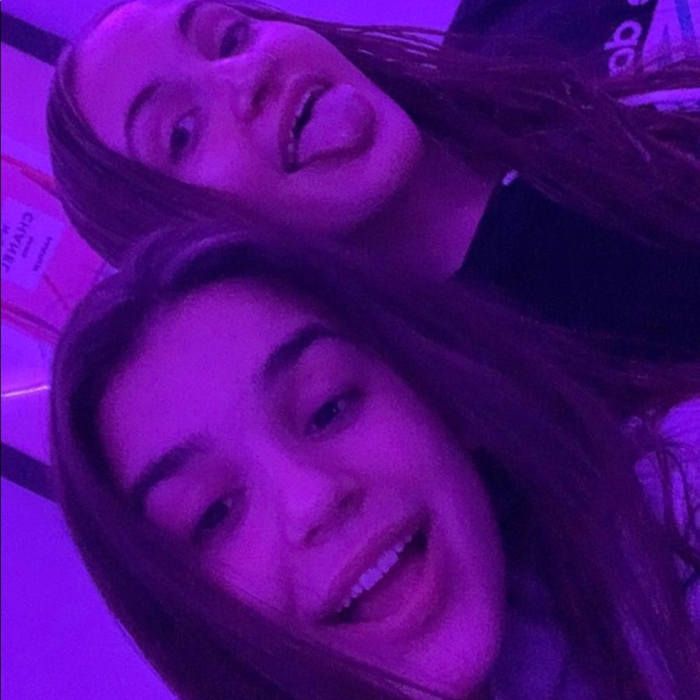 Meet your Posher, Leanora